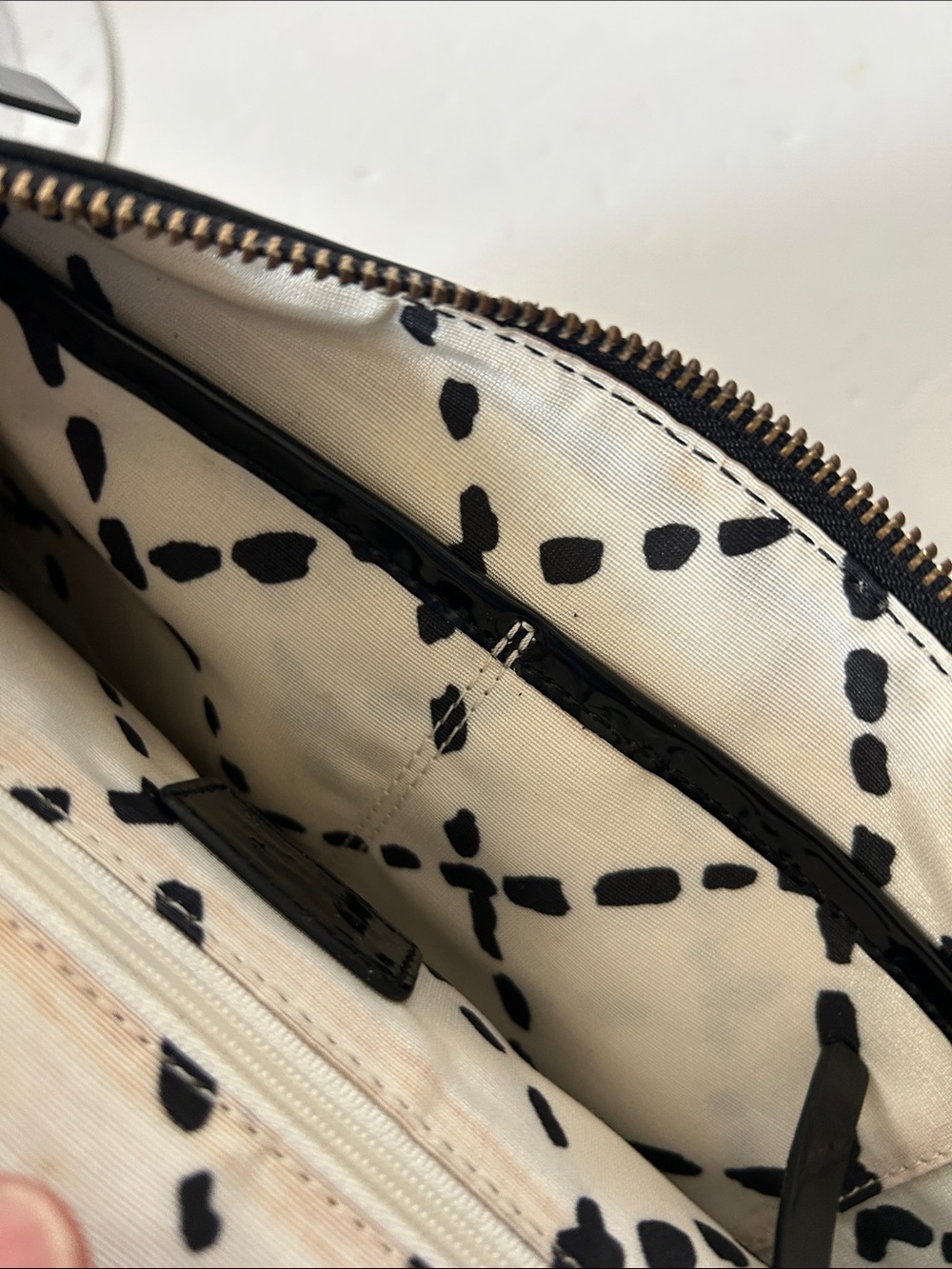 kate spade Black Patent Leather Shoulder Bag Minimalist So Cute! - Picture 12 of 16
